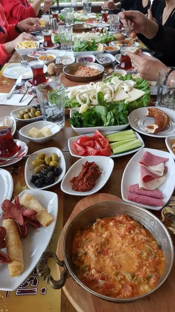 Kır Kahvesi Cafe & Restaurant'nin yemek ve ambiyans fotoğrafları 16