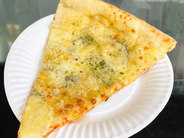 Gambar Makanan Sliced Pizzeria 1