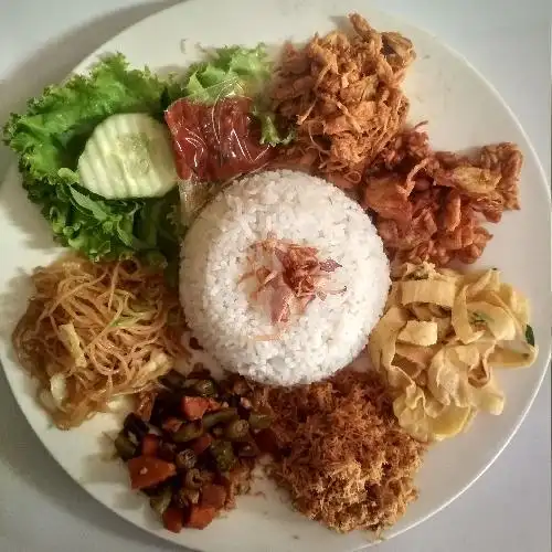 Gambar Makanan Nasi Uduk,Lalapan & Sego Sambel LEGENDA Malang, Jl. Simp Hamid Rusdi 4