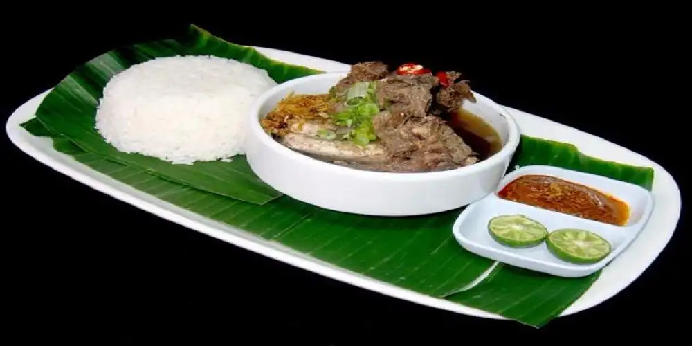 Sop Buntut Ibu Henny, Kelapa Gading