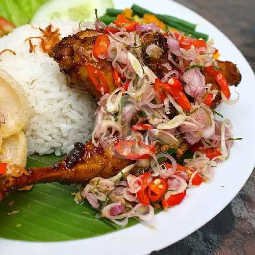 Gambar Makanan Ayam Bakar 10K & Lalapan Bang Gentong, Guntung Manggis 7