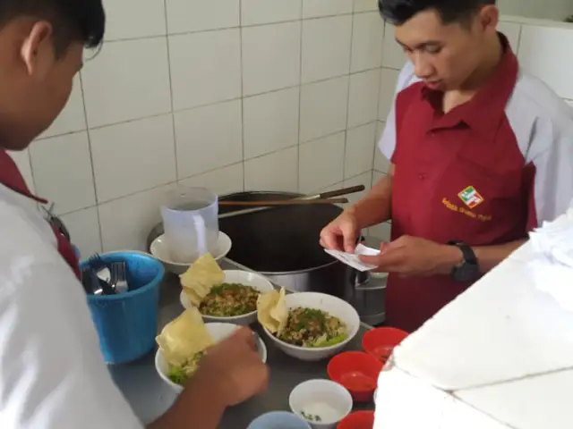 Gambar Makanan Depot Pangsit Mie Bromo Pojok 4