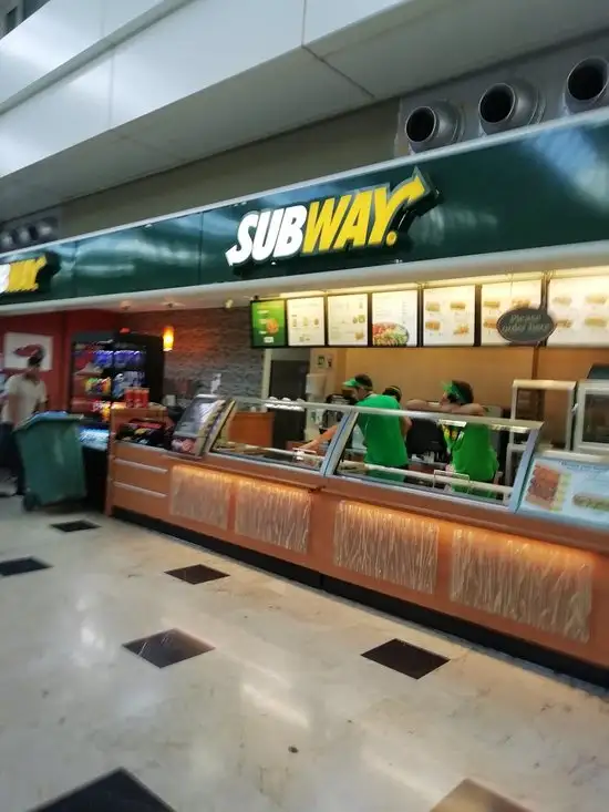 Subway'nin yemek ve ambiyans fotoğrafları 4