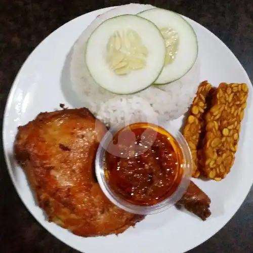 Gambar Makanan Ayam Geprek Mas Wito 3