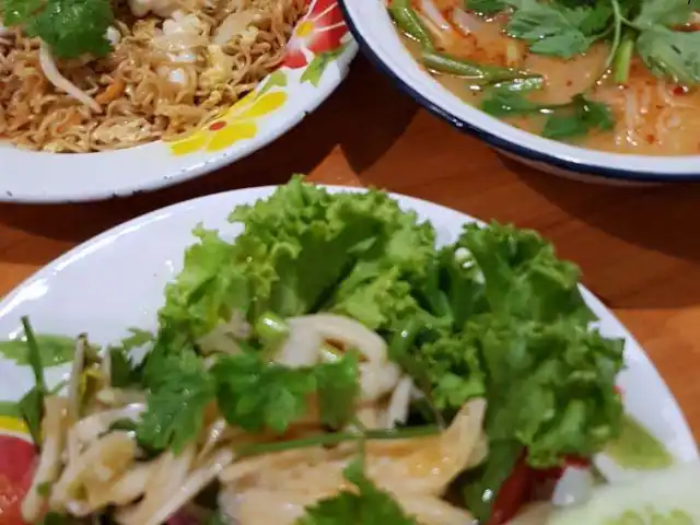 Thai Tuk Tuk Food Photo 19