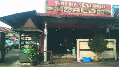 WALIQ Seafood Food Photo 1