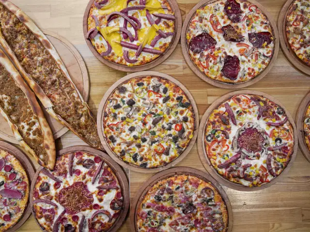 Tıkıntı Pizza & Pide & Lahmacun'nin yemek ve ambiyans fotoğrafları 1