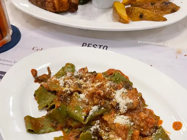 Gambar Makanan Pesto Autentico 11