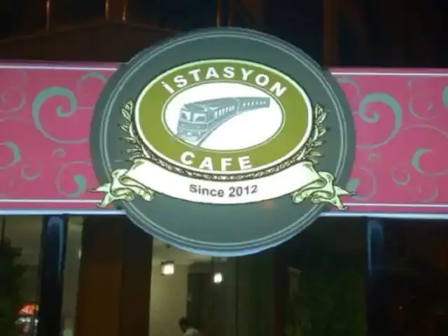 Istasyon Cafe'nin yemek ve ambiyans fotoğrafları 1