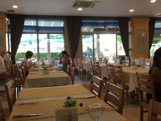 Pinus Restaurant'nin yemek ve ambiyans fotoğrafları 1