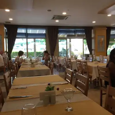 Pinus Restaurant