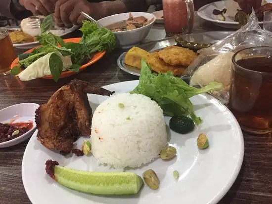 Gambar Makanan Ayam Goreng Nikmat 2