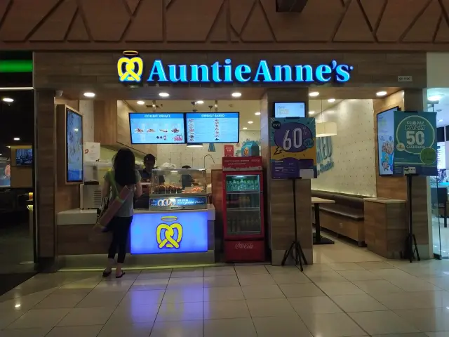 Gambar Makanan Auntie Anne's 15