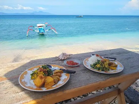 Gambar Makanan Warung Beach 17