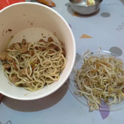 Mie Kangkung Jimmy