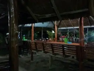 Kedai nipah