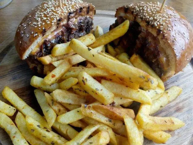 By Ulus Steakhouse & Burger'nin yemek ve ambiyans fotoğrafları 29