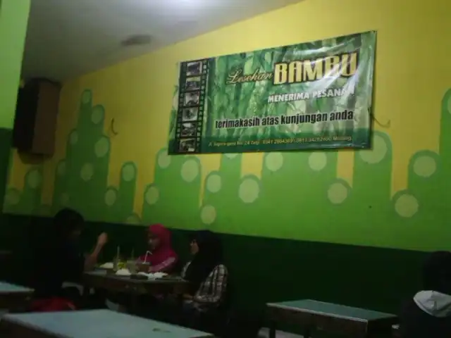 Gambar Makanan Lesehan Bambu 3