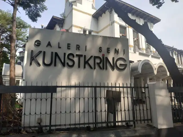 Gambar Makanan Tugu Kunstkring Bread & Coffee Corner 17