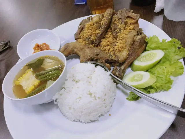 Gambar Makanan Ayam Goreng Palmer 6