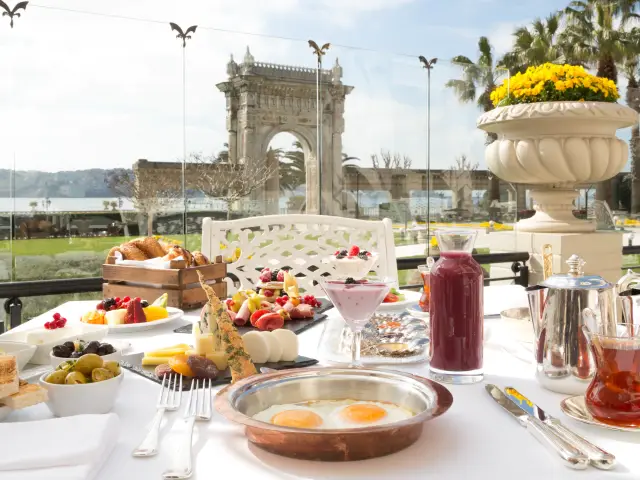 Laledan Restaurant - Çırağan Palace Kempinski'nin yemek ve ambiyans fotoğrafları 3