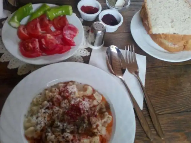 Saklı Bahçe Kırım Çibörek'nin yemek ve ambiyans fotoğrafları 45