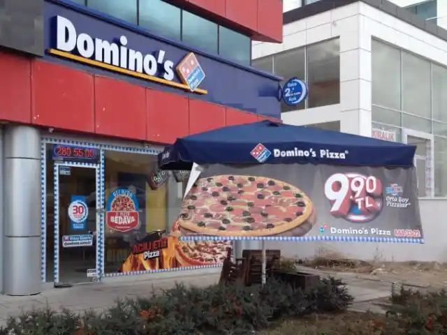 Domino's Pizza'nin yemek ve ambiyans fotoğrafları 2