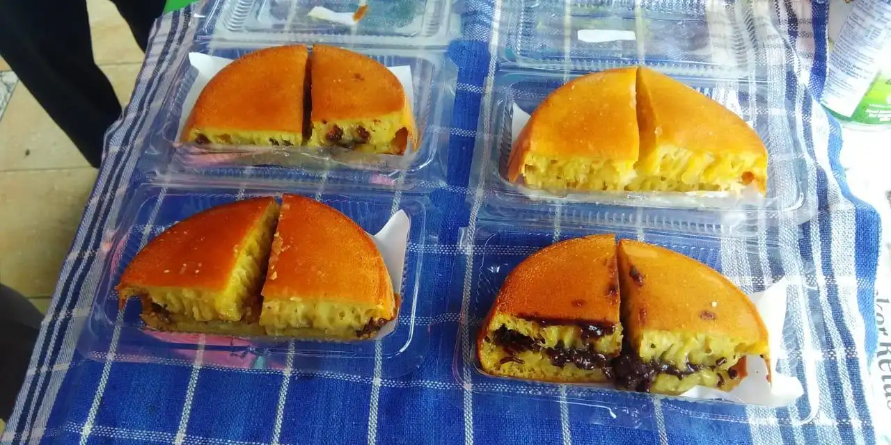 Martabak Manis Mini, Sayangan