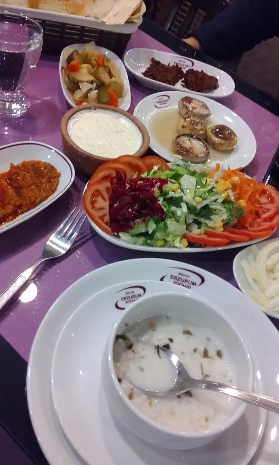 Büyük Erzurum Sofrası'nin yemek ve ambiyans fotoğrafları 8