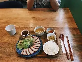 Rinjin Shokudo 隣人食堂 Food Photo 1