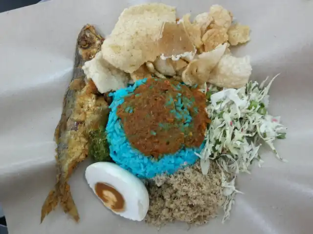 Nasi Kerabu Beratoq Food Photo 4