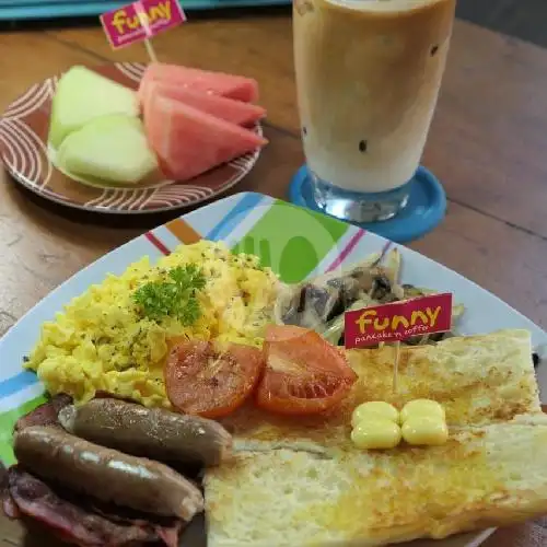 Gambar Makanan Funny Pancake 'n Coffee, Sesetan 10