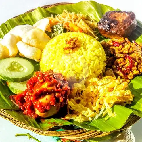 Gambar Makanan Sarapan Pagi Nasi Kuning Dan Nasi Uduk Makaru, Banguntapan 12