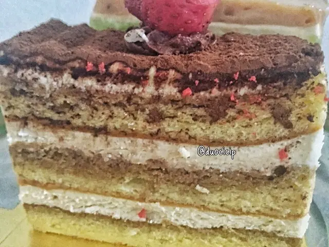 Gambar Makanan Capital Bakery & Cake 1