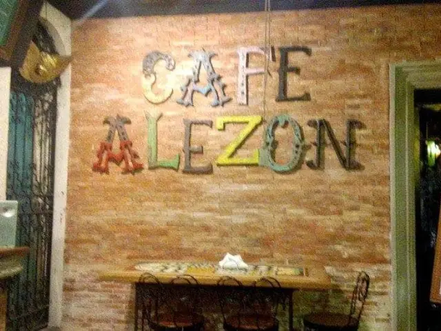 Cafe Alezon Food Photo 17