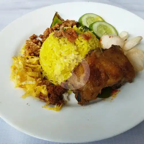 Gambar Makanan Dapoer Nasi Kuning Yu Nanik  2