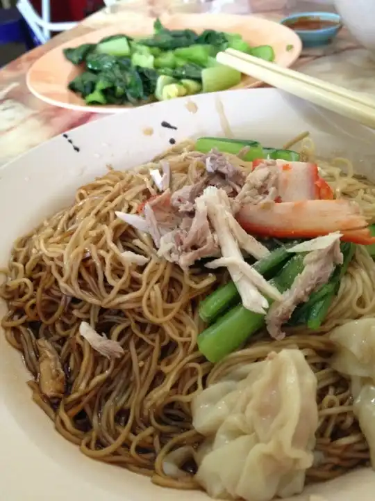 Chee Meng Cafe Wan Tan Mee Food Photo 12