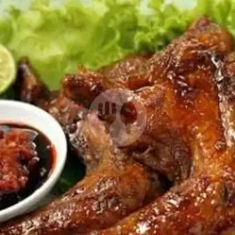 Gambar Makanan Ayam Geprek Bang Agus, Denpasar 12