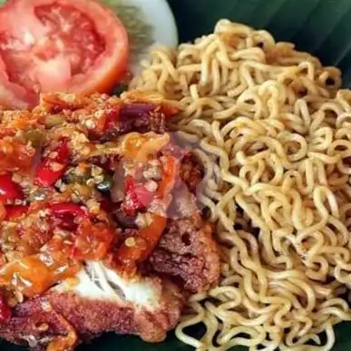 Gambar Makanan Nasi Goreng & Ayam Geprek Calista, Purus 4 6