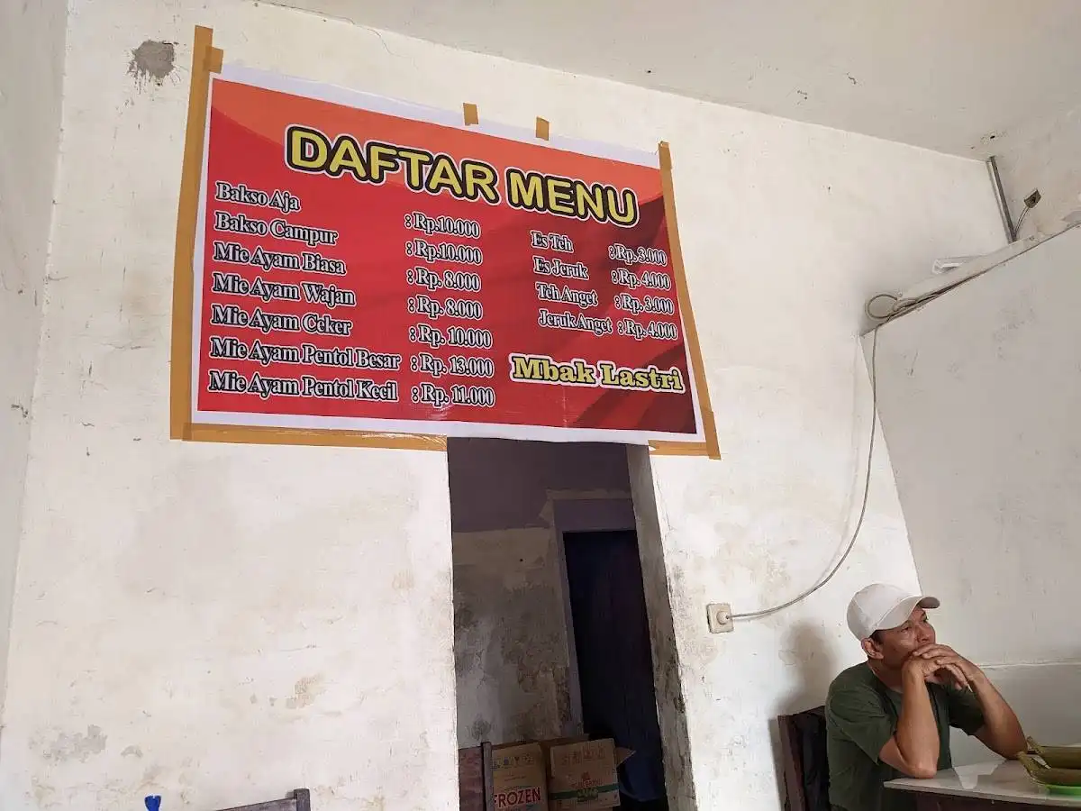 Bakso dan mie ayam wonogiri maju lancar mb. lastri