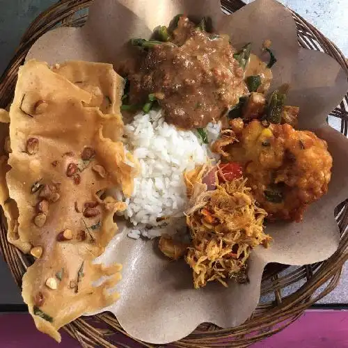 Gambar Makanan Pecel Pincuk Bu Sinten, Lowokwaru 3