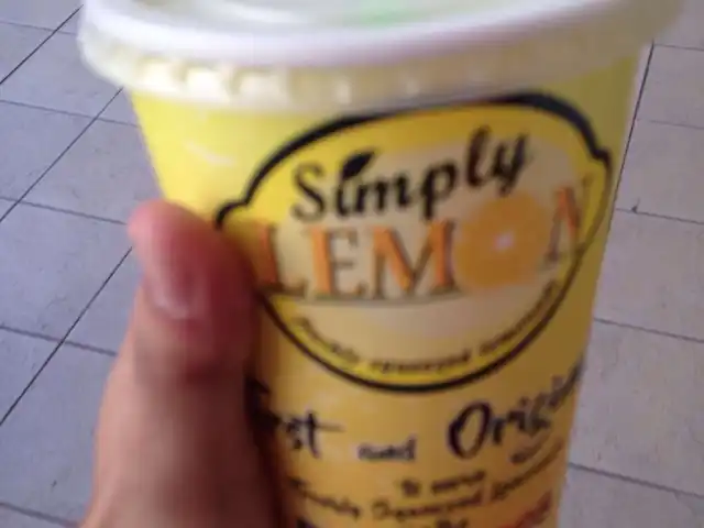Simply Lemon Food Photo 7
