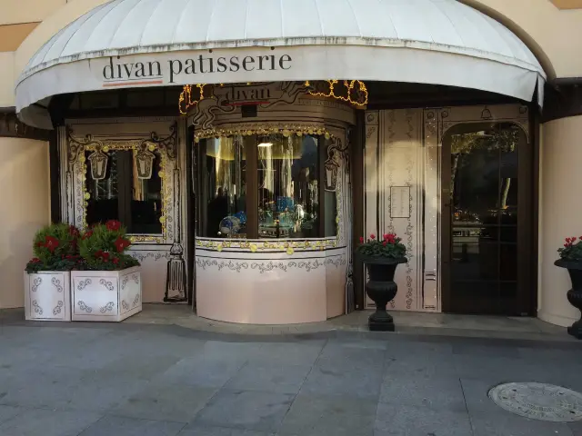 Divan Patisserie - Divan İstanbul'nin yemek ve ambiyans fotoğrafları 10