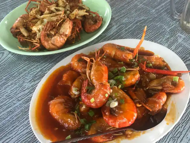 Restoran D'tepian Sungai Food Photo 5