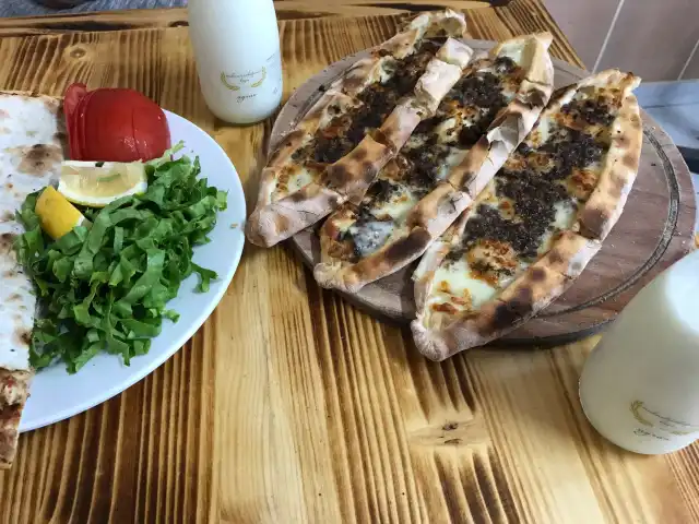 Karadeniz Pide Ve Lahmacun Salonu'nin yemek ve ambiyans fotoğrafları 2