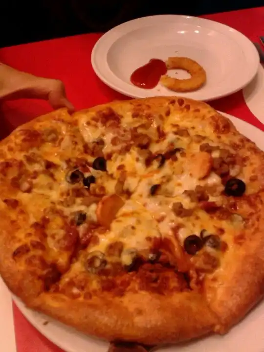 Domino's Pizza Food Photo 4