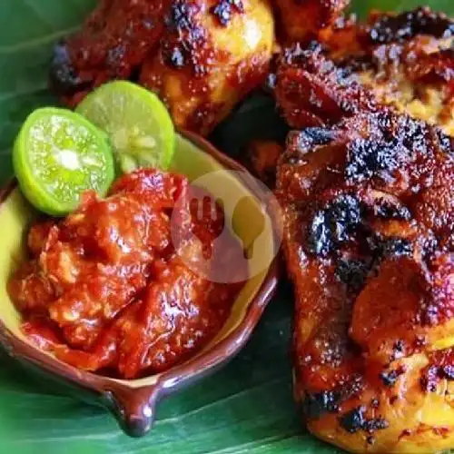 Gambar Makanan Ayam Goreng Dan Bakar Ciaul, Sukabumi 3