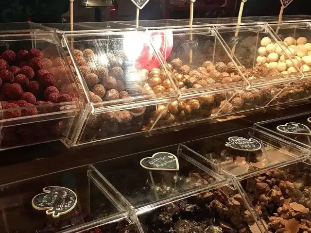 Çikolata Mahzeni'nin yemek ve ambiyans fotoğrafları 19