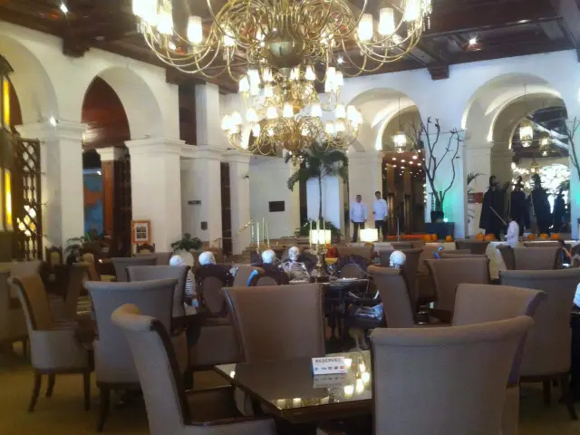 Lobby Lounge - Manila Hotel Food Photo 3