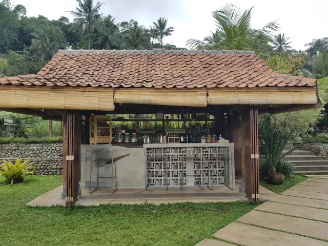 Gambar Makanan Ngopi di Sawah 18